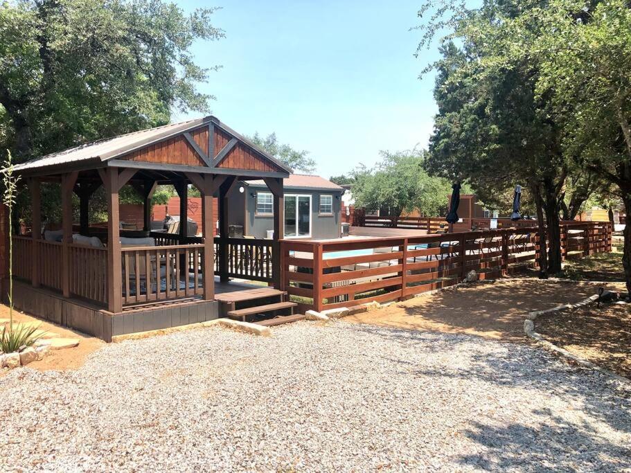 The Longhorn Cabin - Cabins At Rim Rock Austin Exterior foto