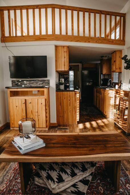 The Longhorn Cabin - Cabins At Rim Rock Austin Exterior foto